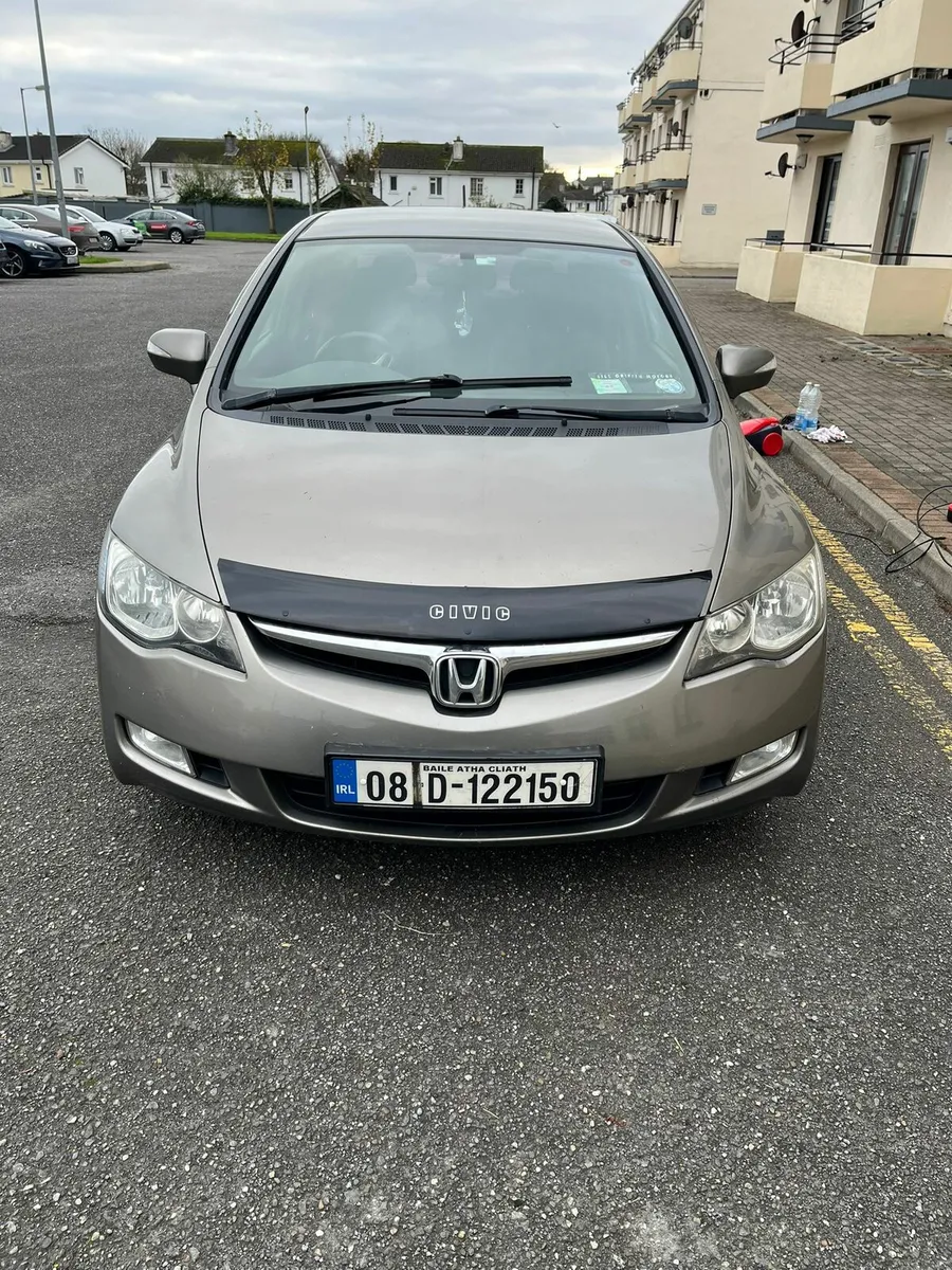 Honda Civic 1.3 hybrid 2008 - Image 1
