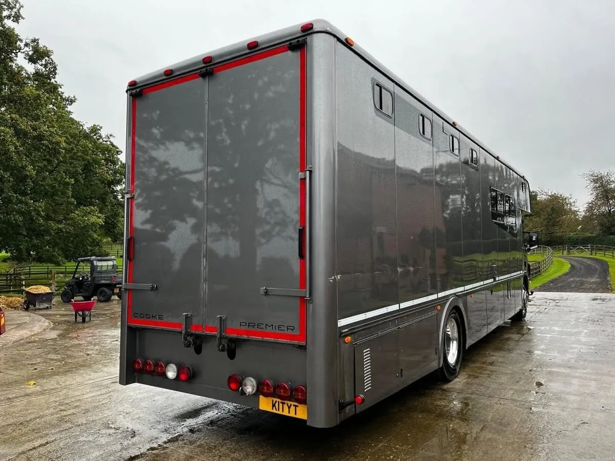 Horse lorry - Image 3