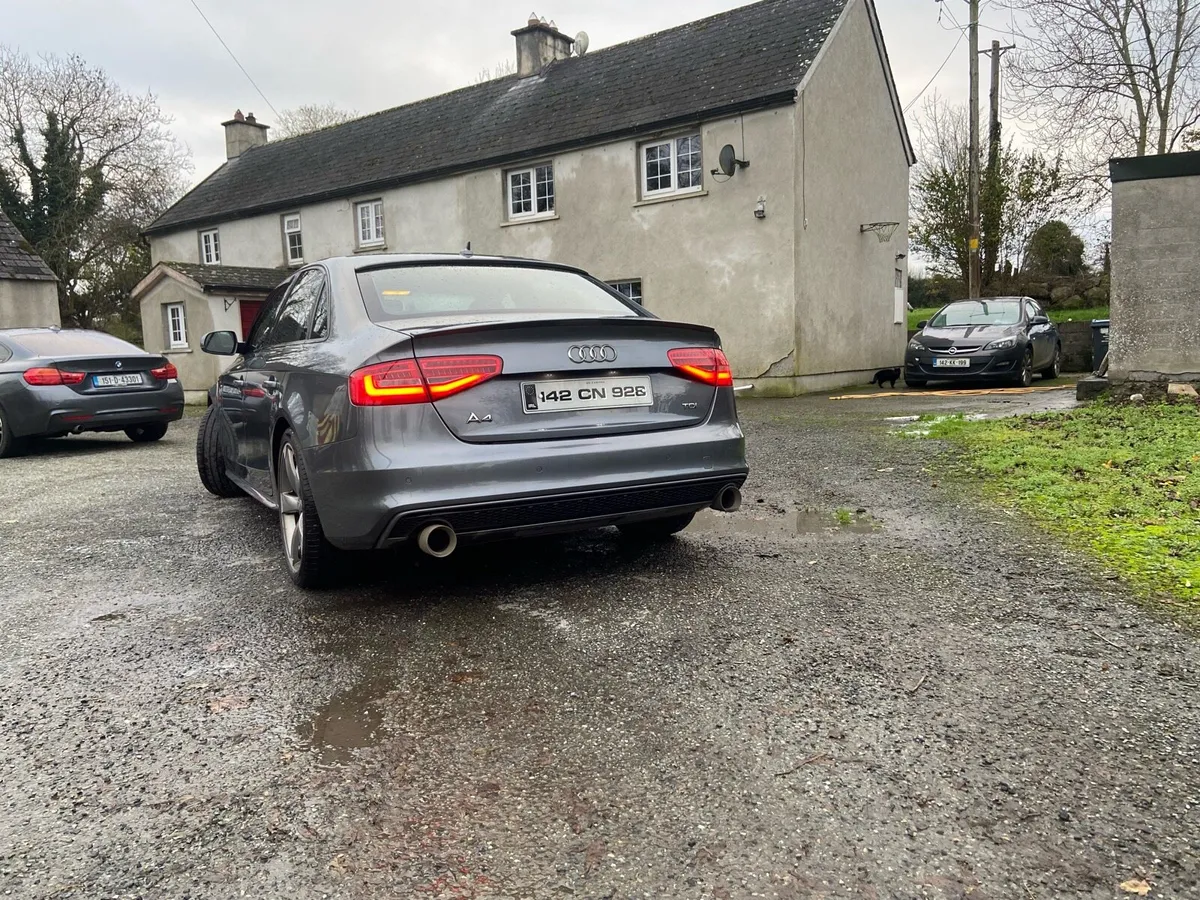 Audi A4 Sline Black Edition - Image 4
