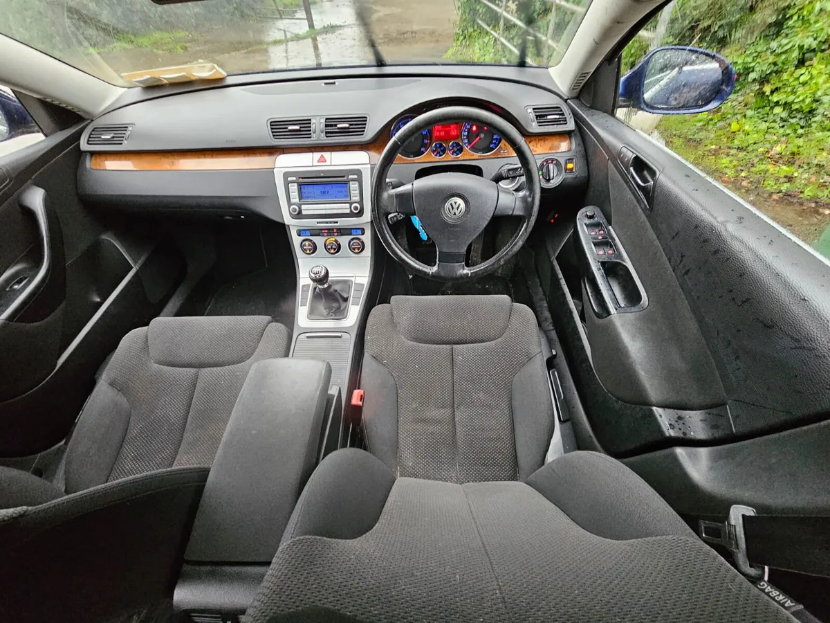 Volkswagen Passat 2009 petrol €1333 - Image 4