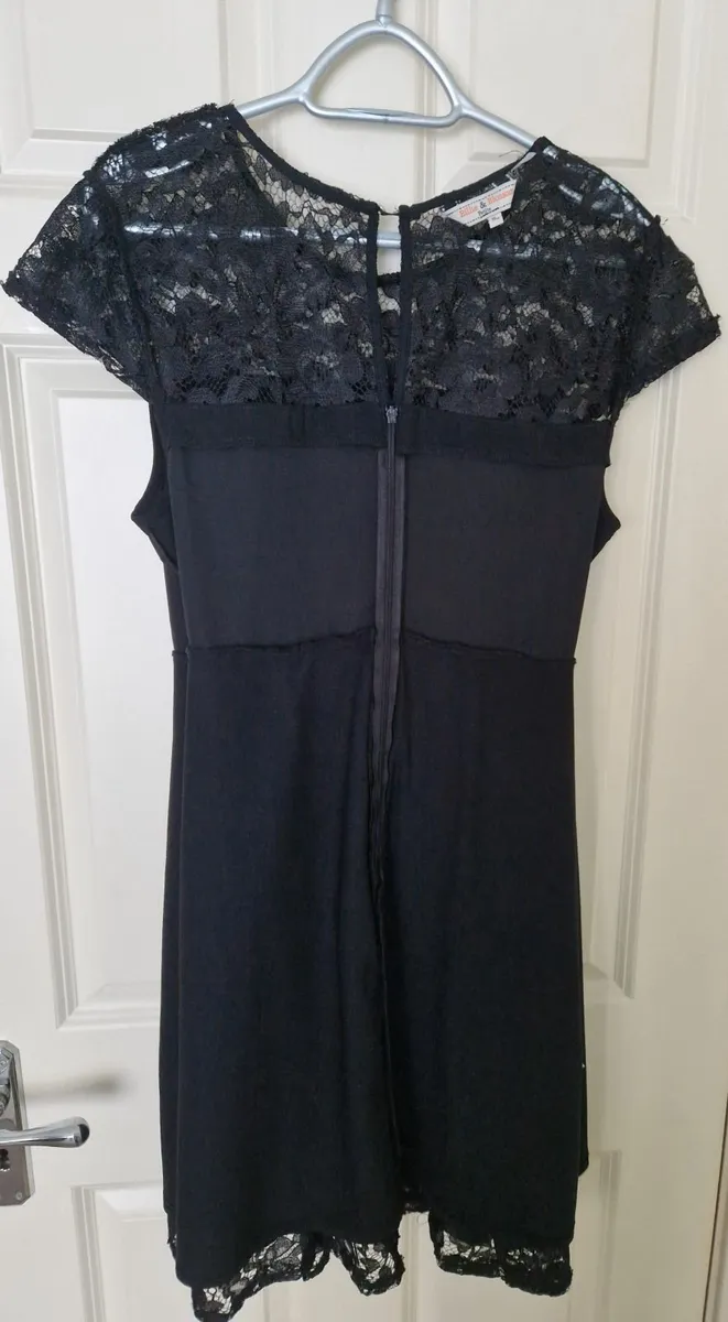 Dorothy Perkins Billie and Blosssom dress UK16 - Image 2