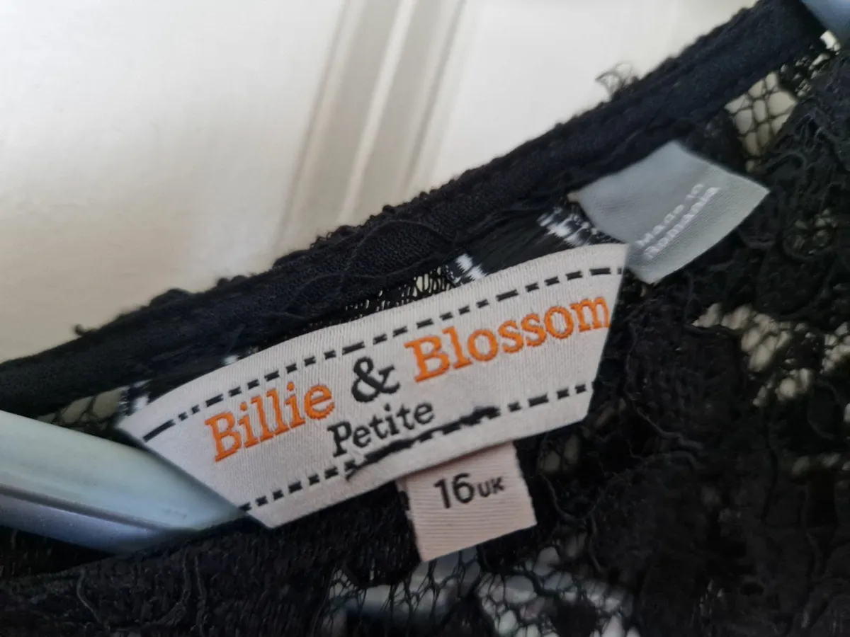 Dorothy Perkins Billie and Blosssom dress UK16 - Image 3