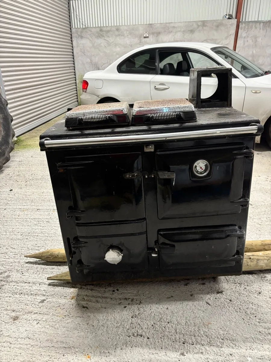 Rayburn 355M solid fuel range - Image 1
