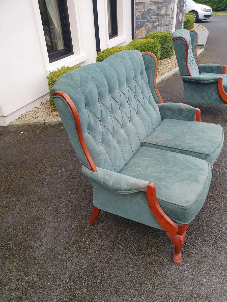 Couch and chair - Image 4