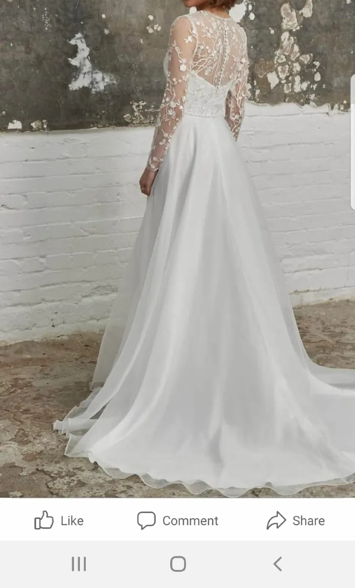 WINTER WEDDING DRESS FOR SALE - Image 3