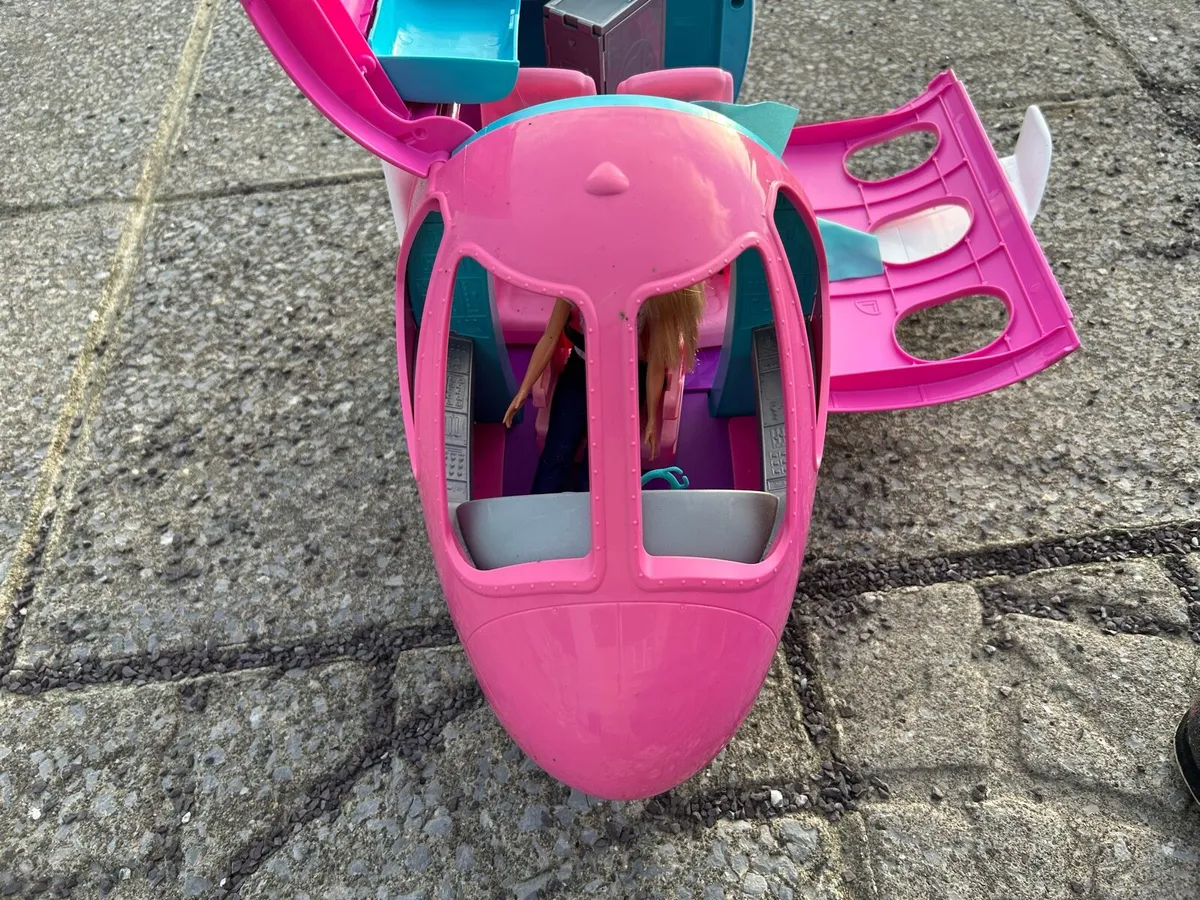 Barbie dream house and airplane - Image 2