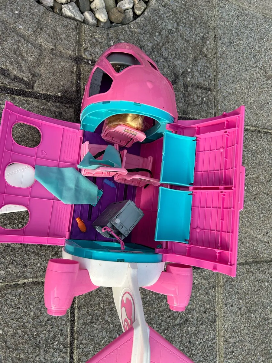 Barbie dream house and airplane - Image 3