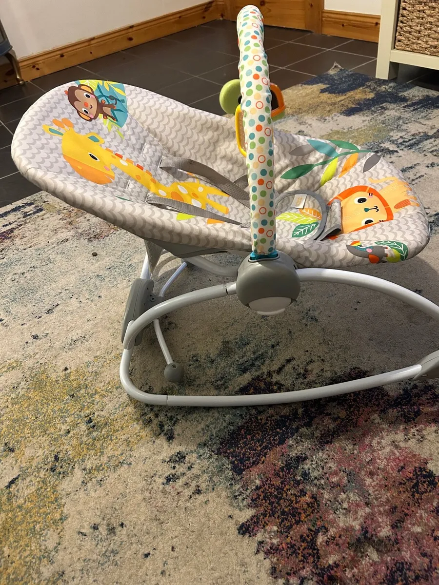 Baby seat - great condition - Image 3