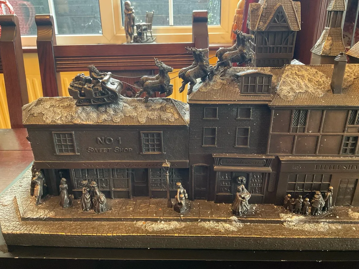Genesis Victorian Christmas bronze  village scene - Image 4