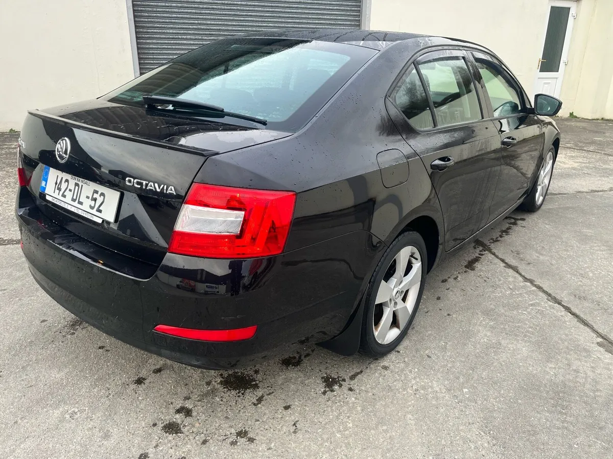 2014 Skoda Octavia ELEGANCE - Image 4
