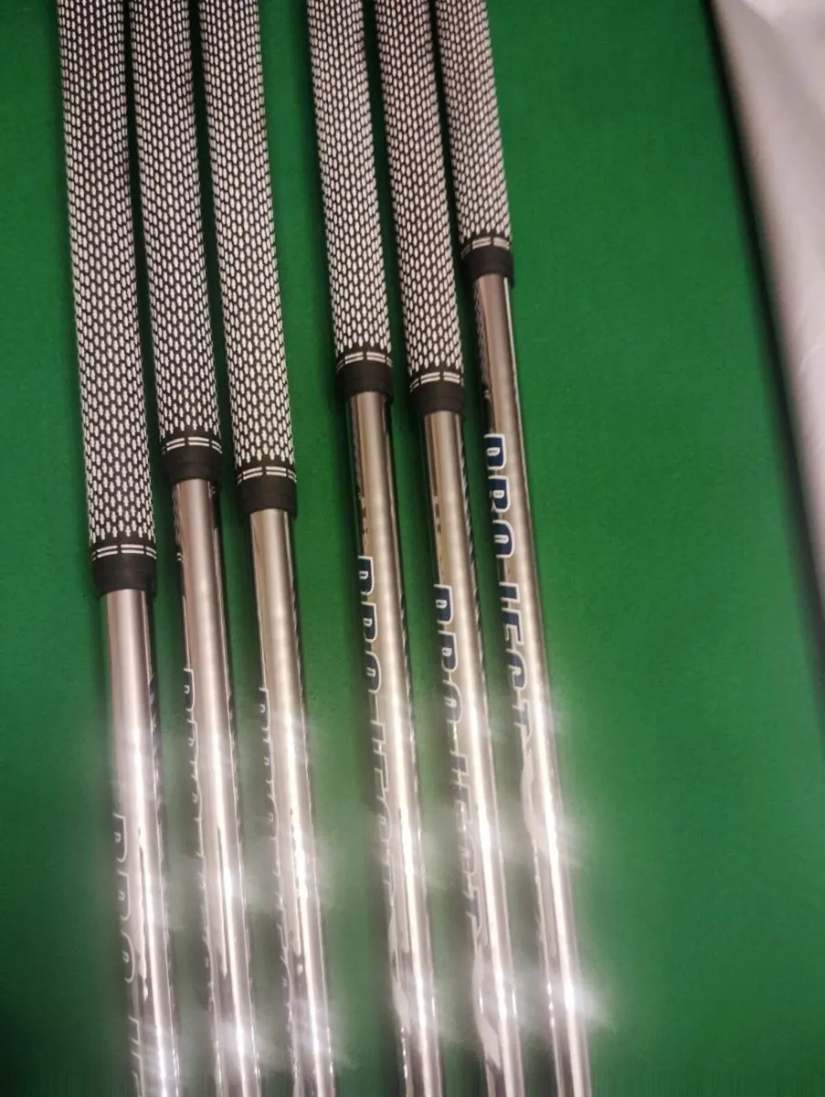 Titleist T100s 5-PW - Image 3