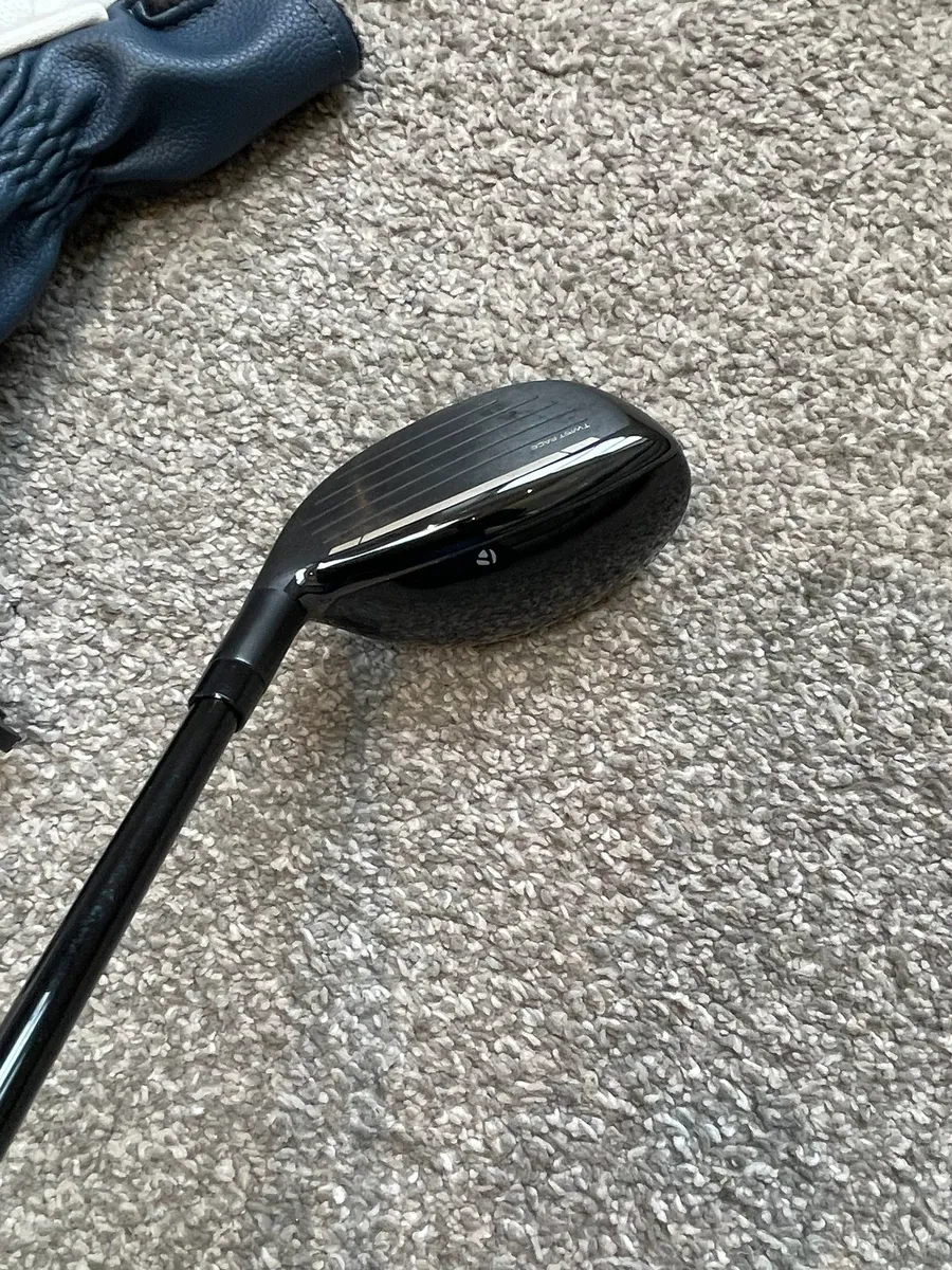 Taylormade Qi10 rescue + dozen Tp5 - Image 2