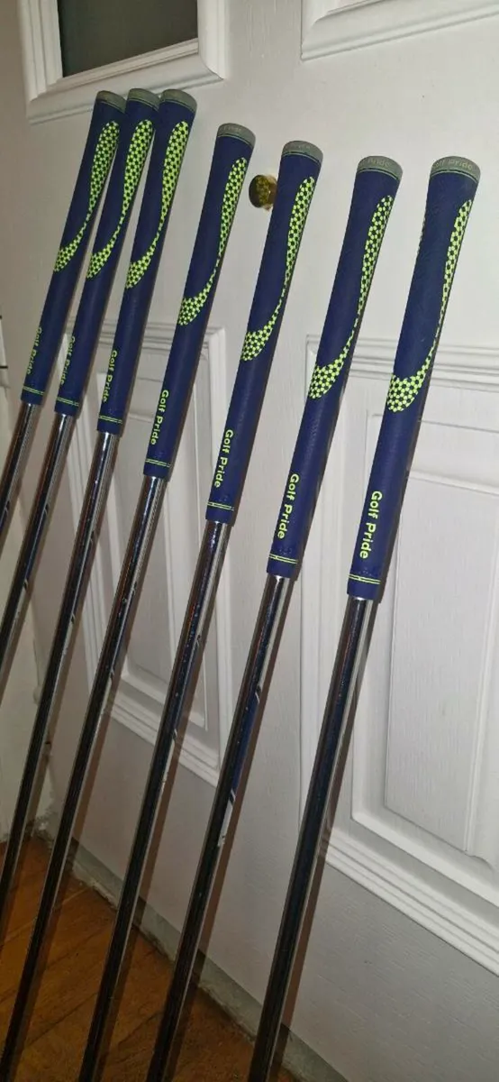 Taylormade RSI 1 irons, 4 to PW project x 6.5 - Image 4