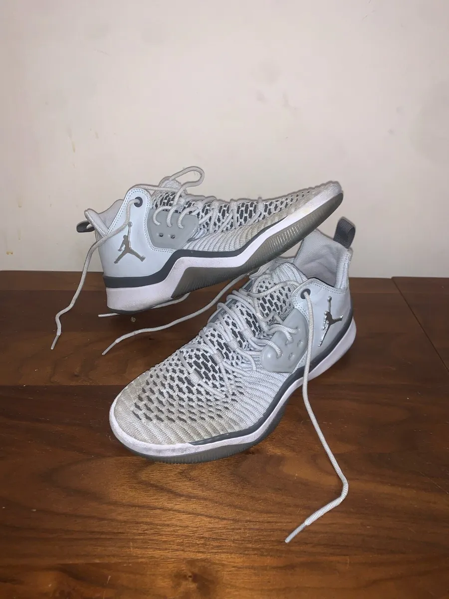 Basketball air Jordans - Image 1