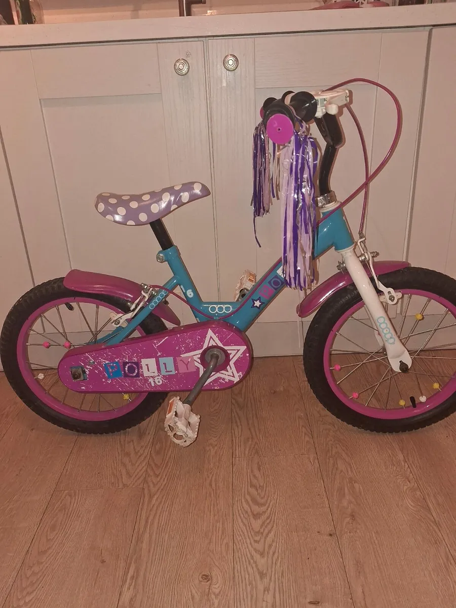 Girls bike - Image 1