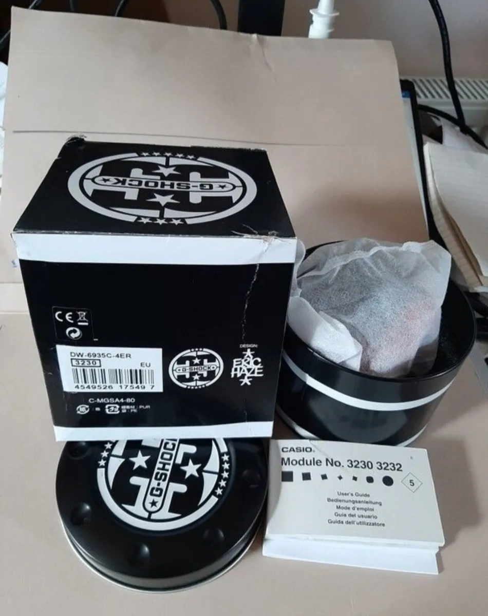 Brand new G Shock DW-6935C-4ER 35th anniversary - Image 3