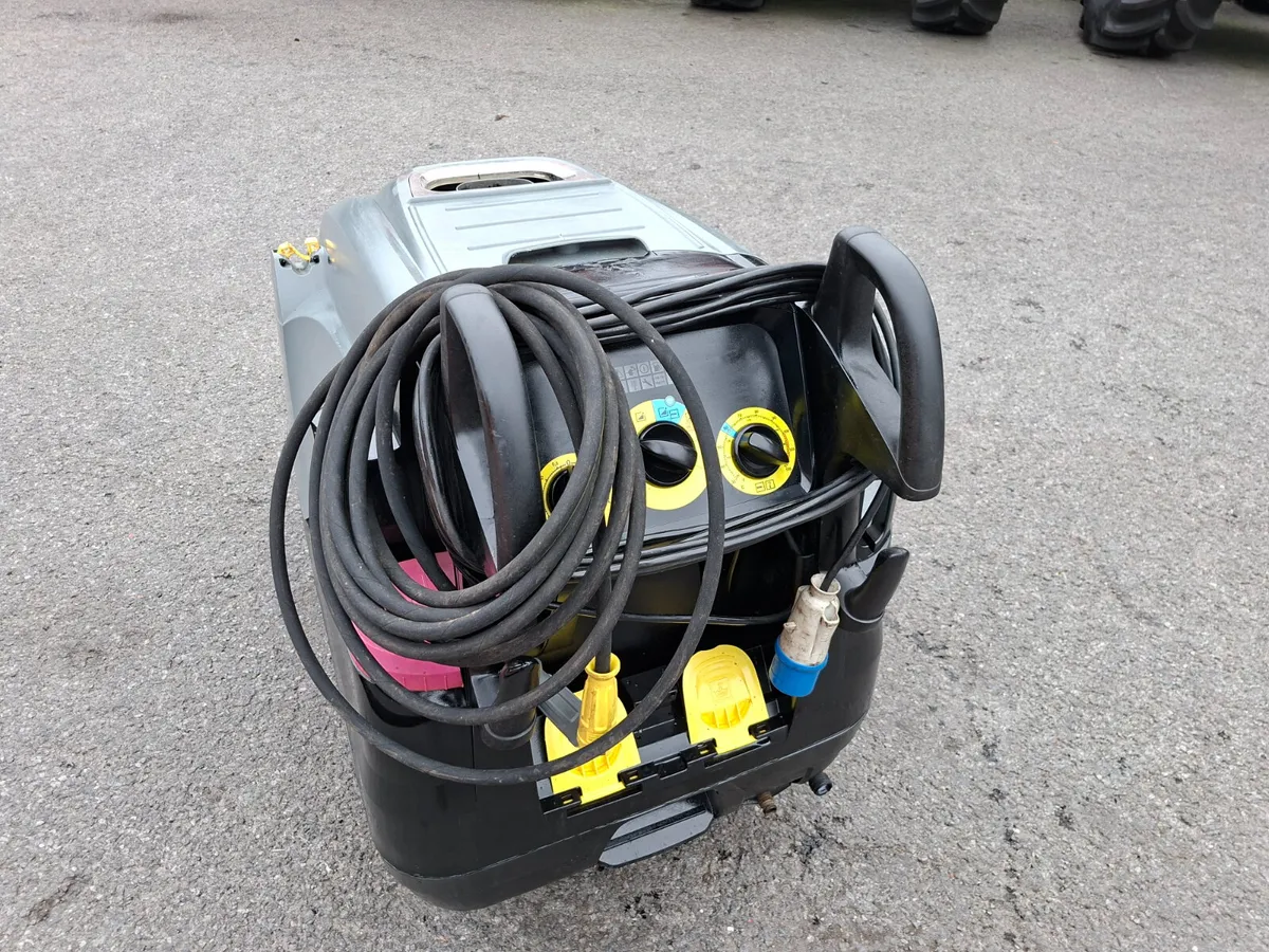 2020 KARCHER PROFESSIONAL WASHER - Image 4