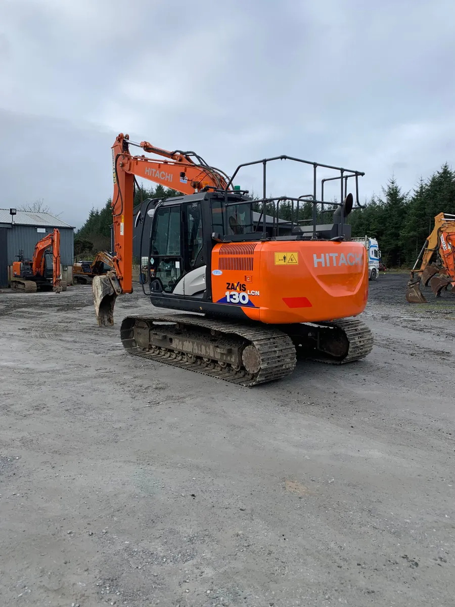 2021. Hitachi zx130-6 - Image 3