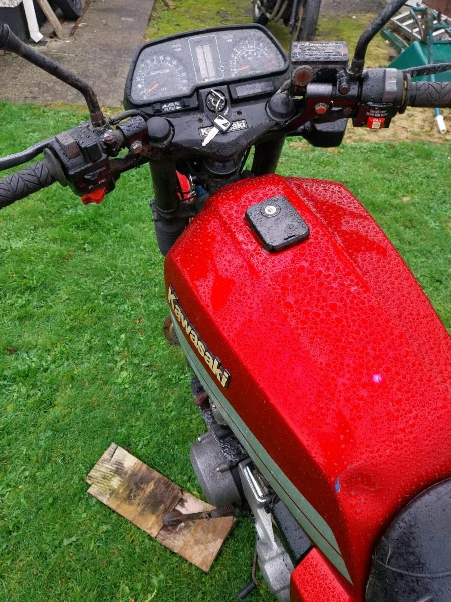 2x kawasaki gt 550 - Image 4