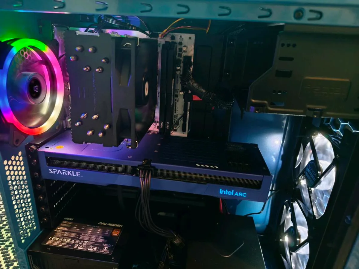 New Gaming PC Ryzen5 5600, Arc B580 12GB, 32GB 1TB - Image 2