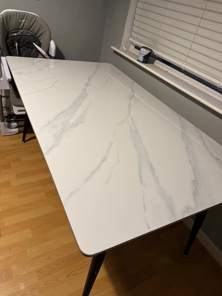 Selling big dining room table - Image 3