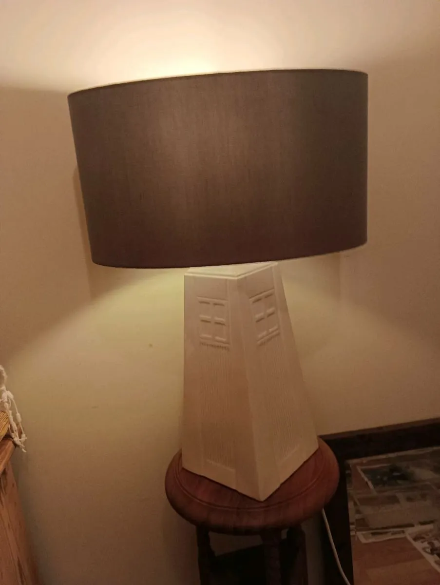 Lovely lamp 20 Euro - Image 1