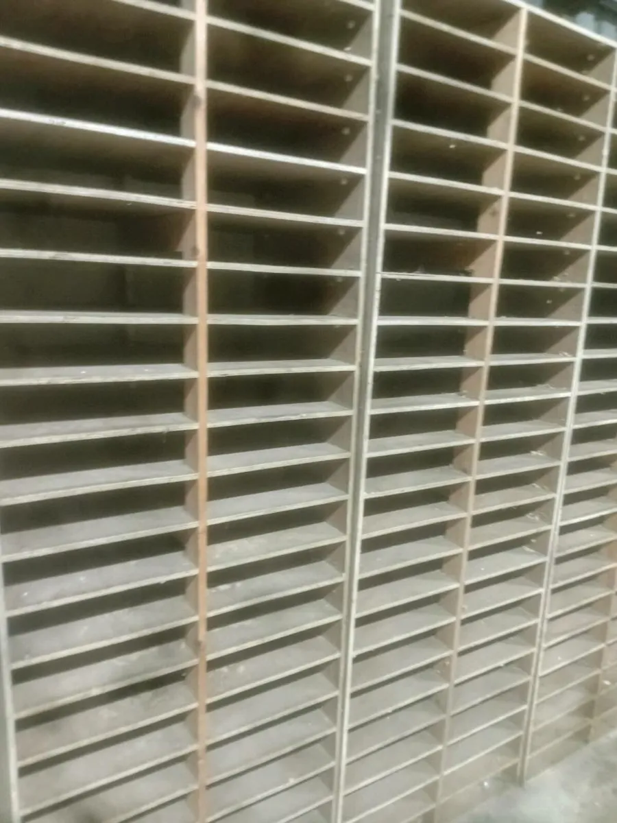 Ply shelving 15mm - Image 2