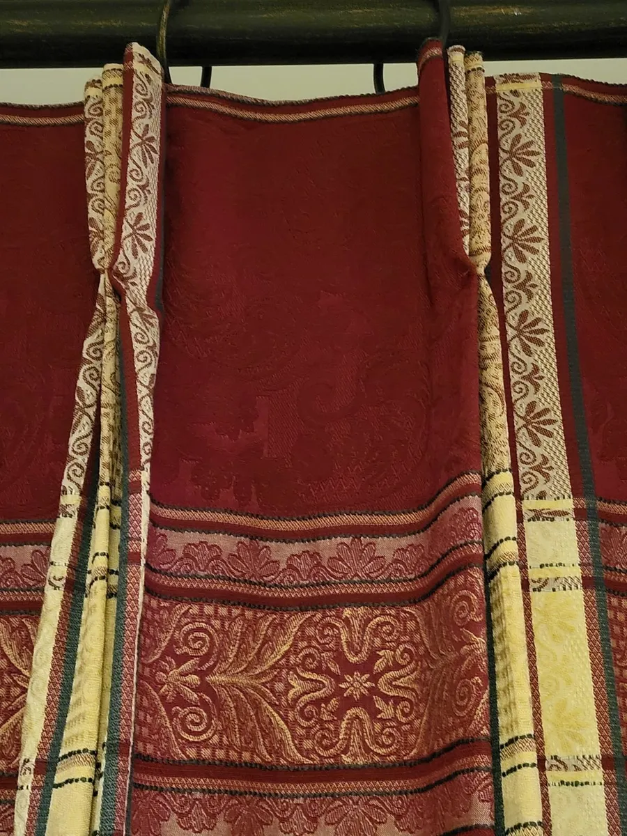 Curtains - Image 4