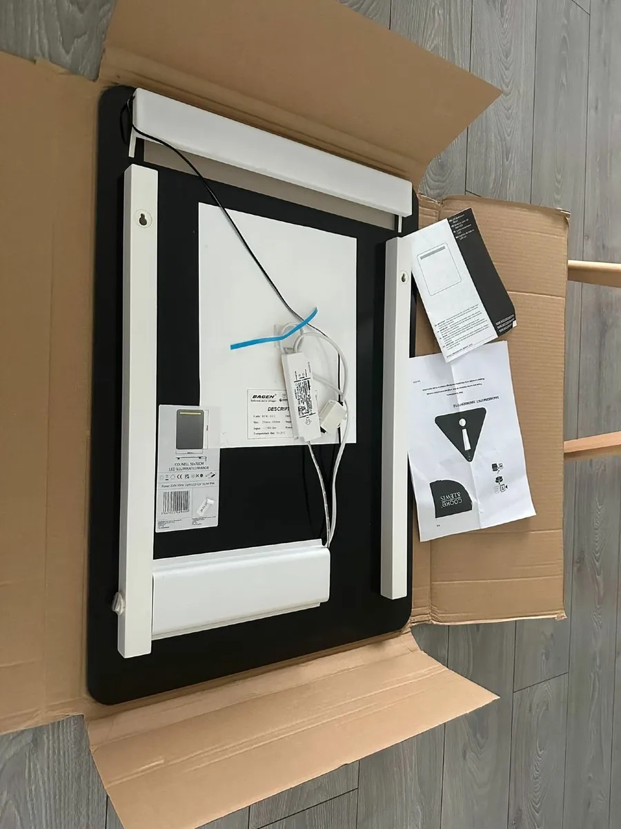 Bathroom Illuminated mirror 70cm x 50 cm - Image 3