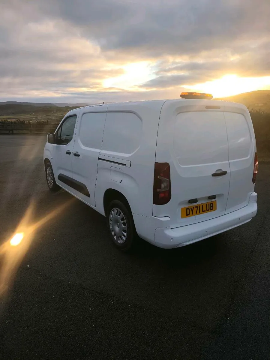 2021 VAUXHALL COMBO 2300 SPORTIVE - Image 4