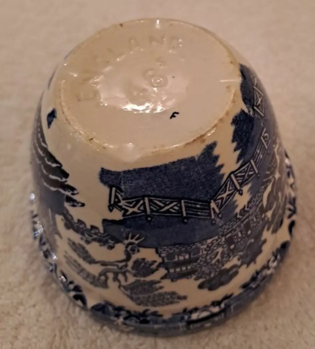 Antique blue and white willow pattern - Image 2