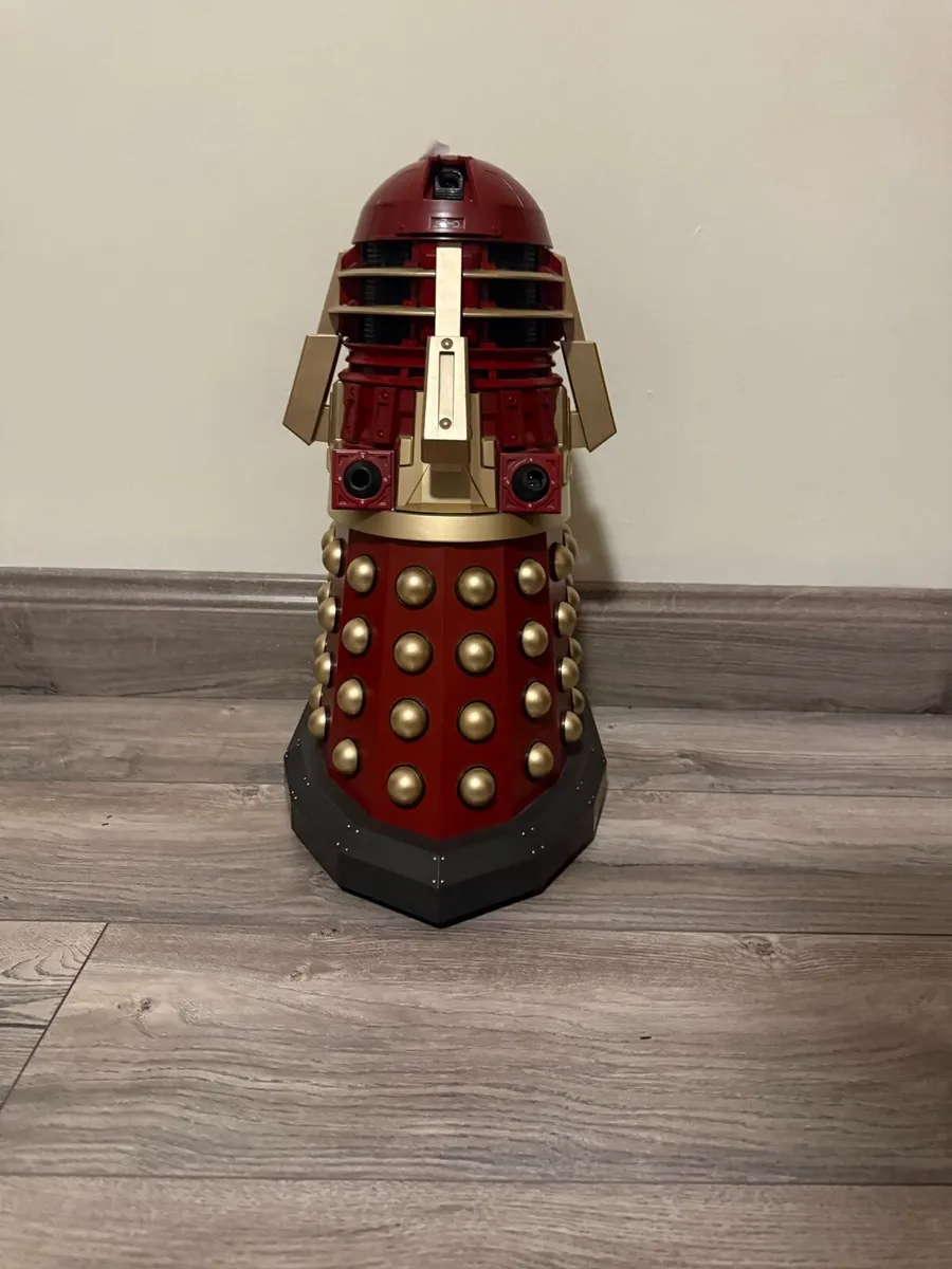 Doctor who Dalek 18” figure - Image 1