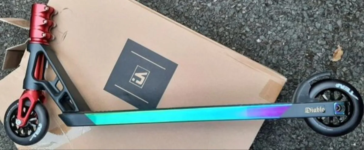 Brand New Triad Diablo & Apex Custom Stunt Scooter - Image 4