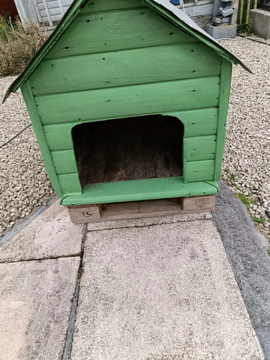 Dog house - Image 2