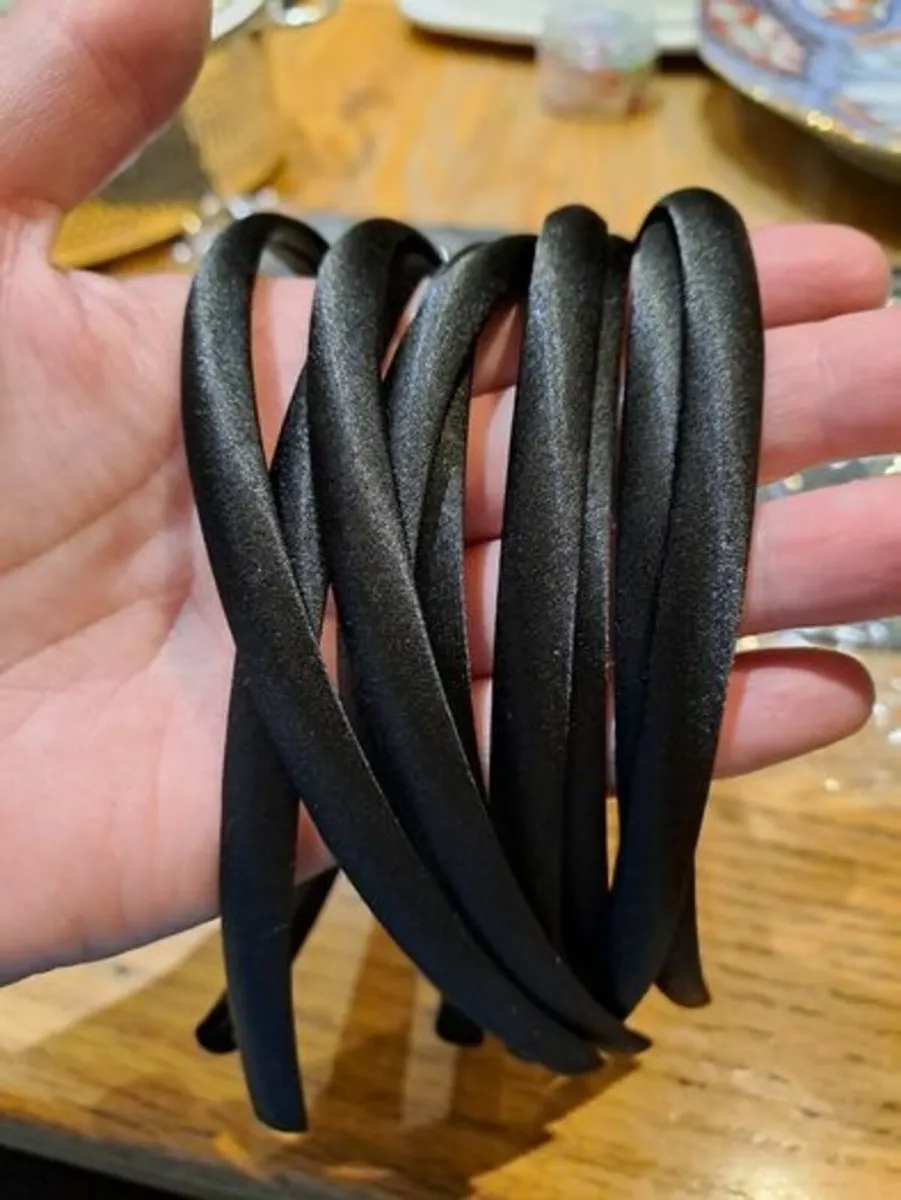 20 Head / alice bands - Image 1