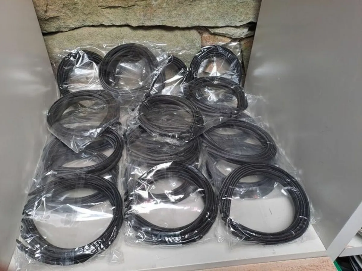 200 new hair bands job lot - Image 1