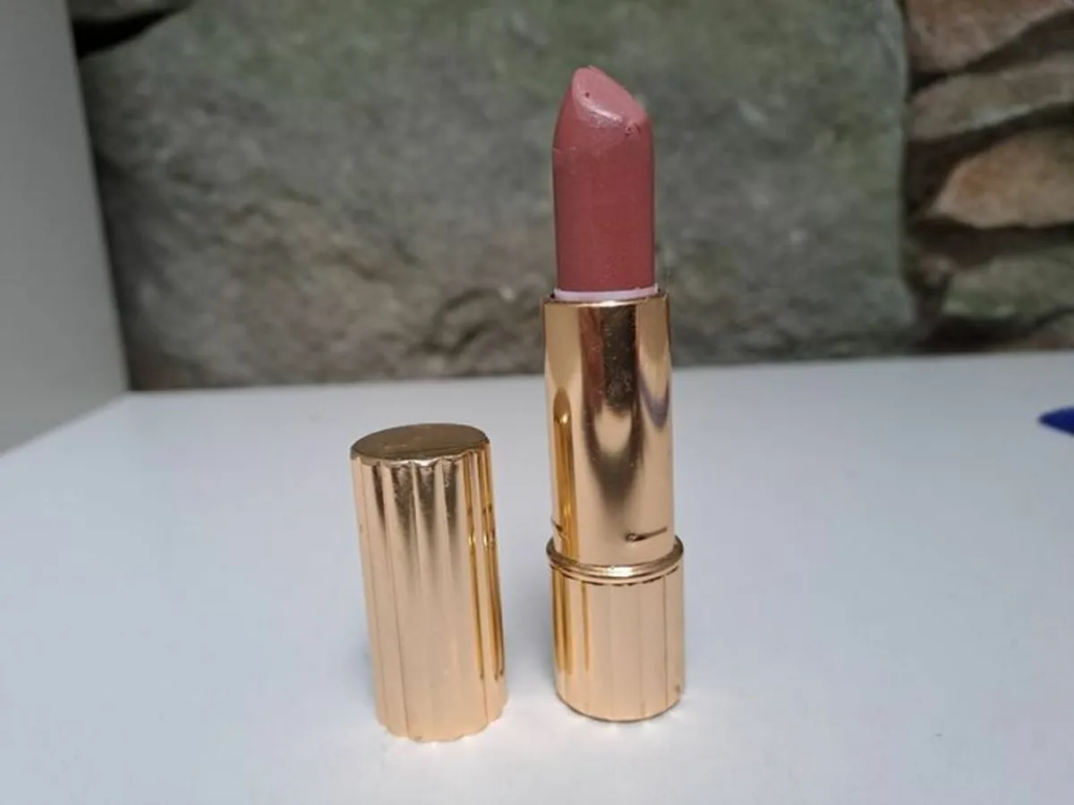Estee Lauder lipstick D16 - Image 3