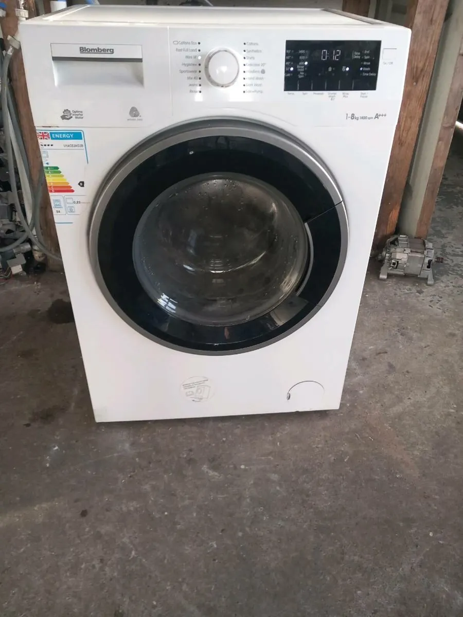 Blomberg 8kg washing machine 1400 spin - Image 1