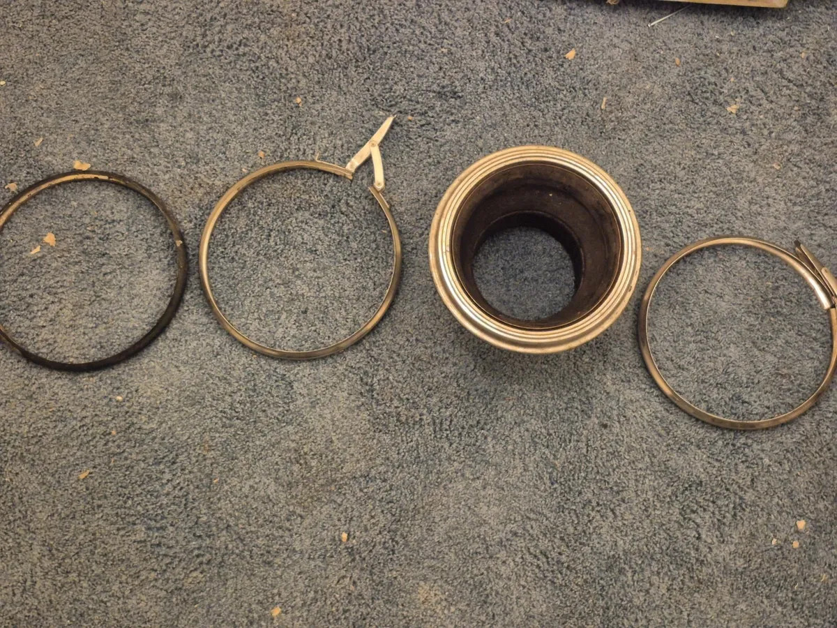 Chimney flues - Image 1