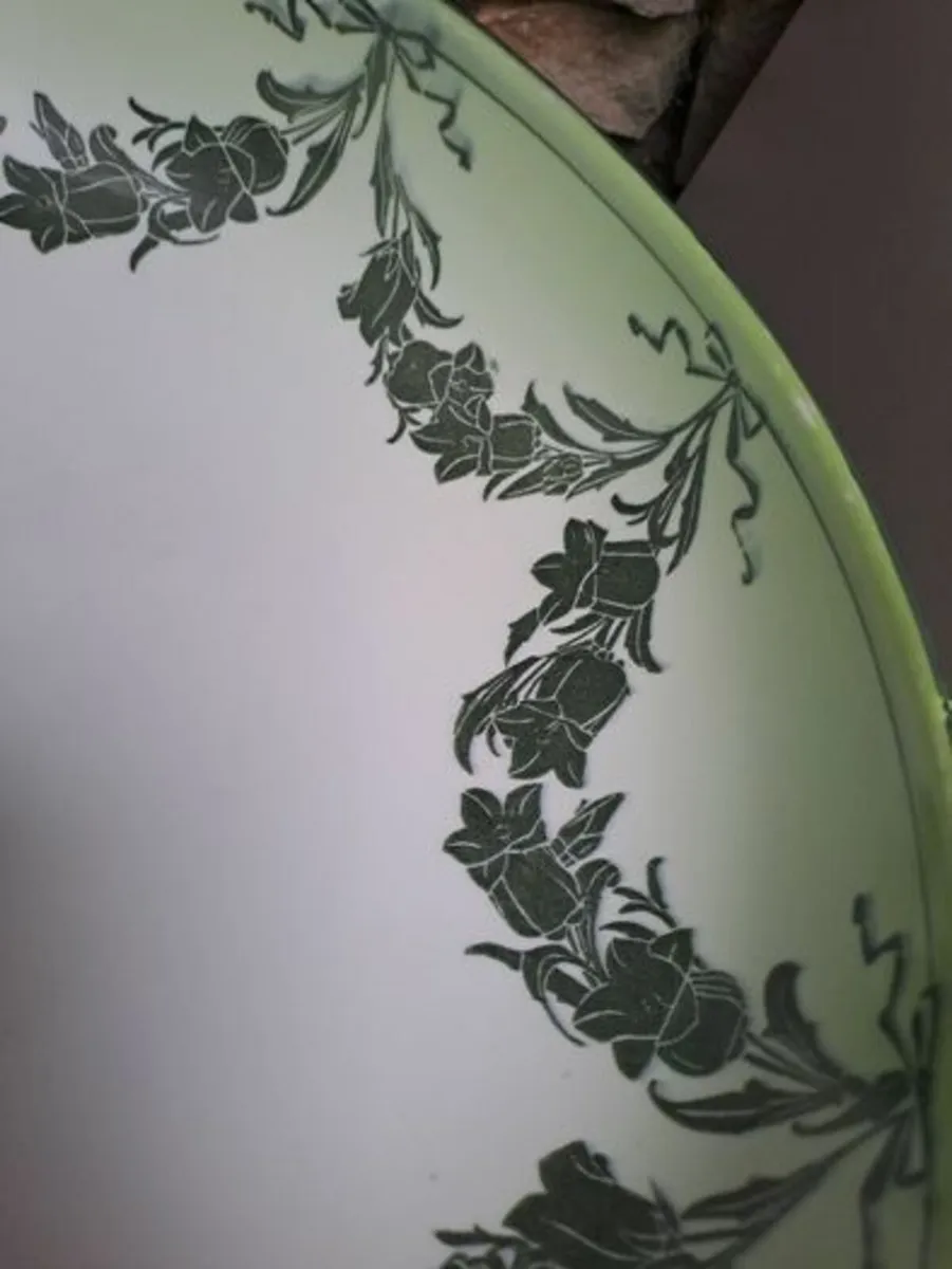 Royal Doulton large antique bowl - Image 4