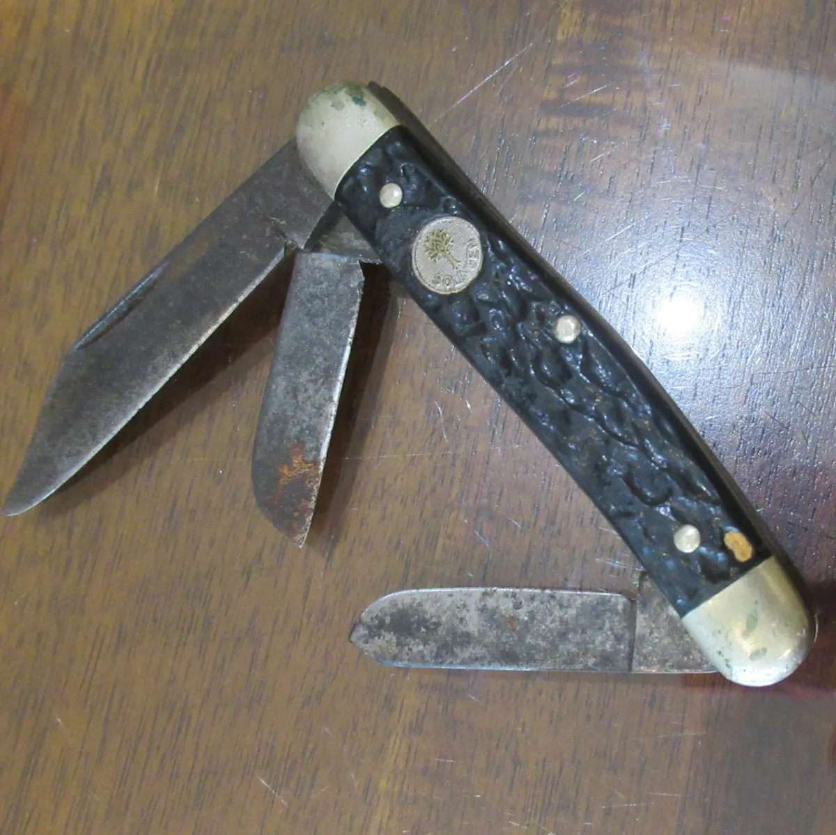 antique vintage COTTAGE PUB KEY hammer  kitchen - Image 3