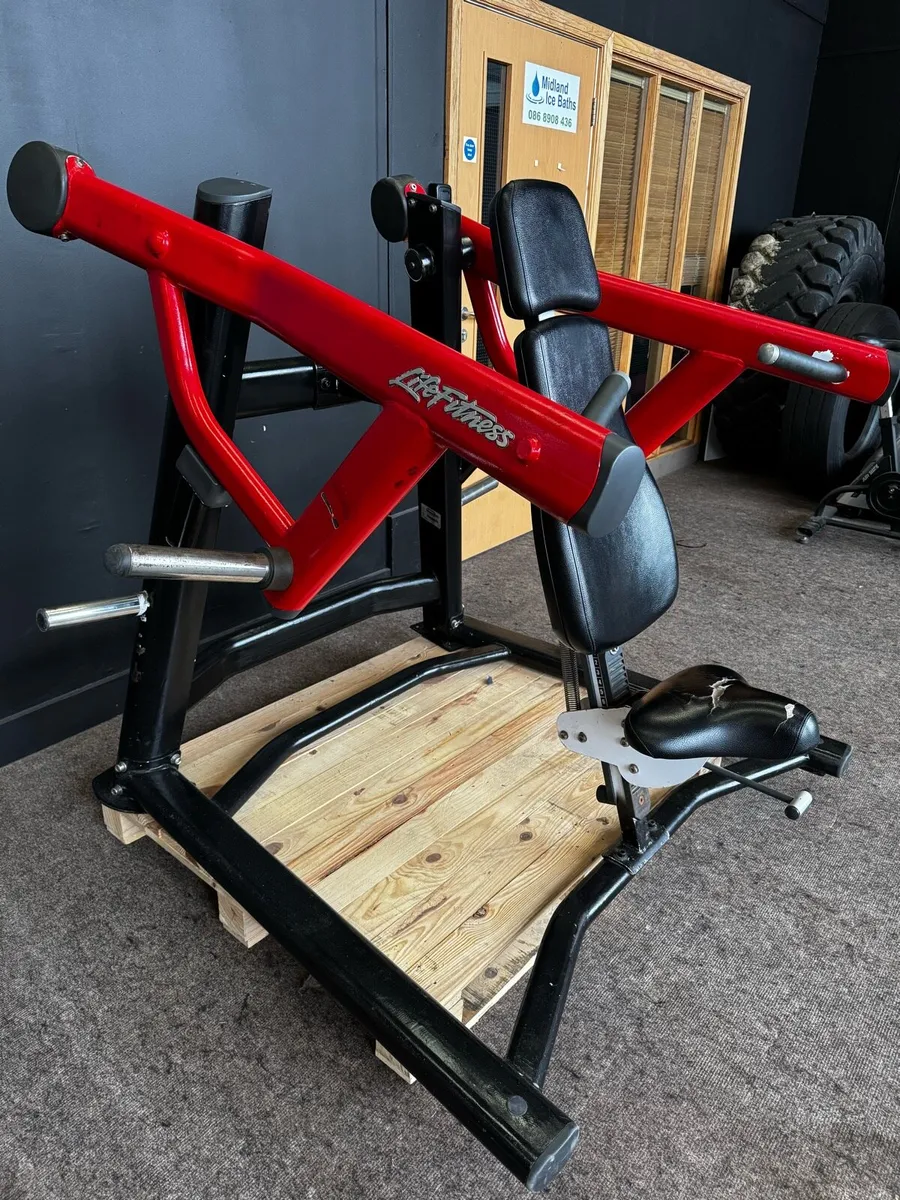 Life fitness shoulder press - Image 3