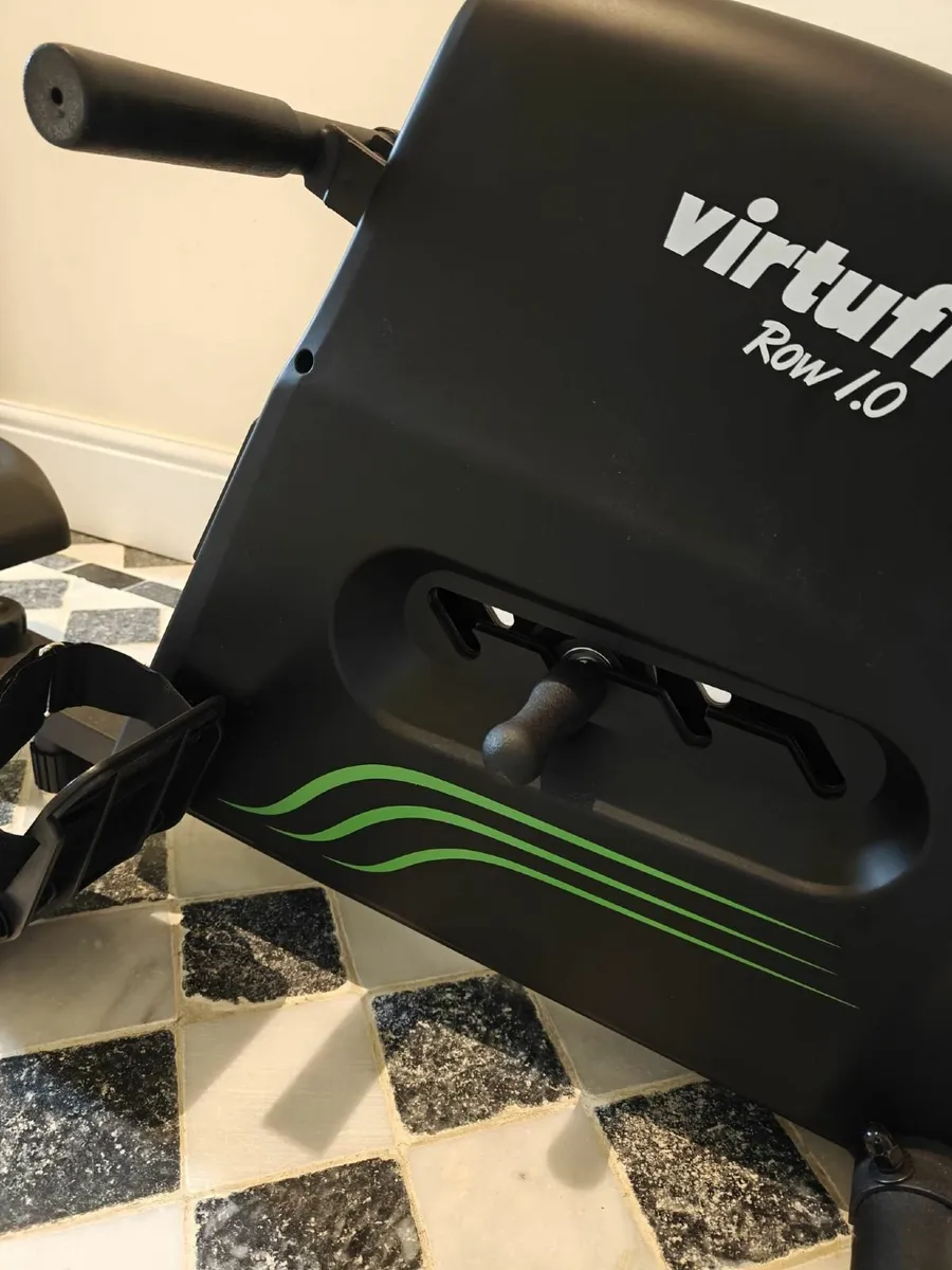 Virtufit Row 1.0 Rowing machine for sale. - Image 2