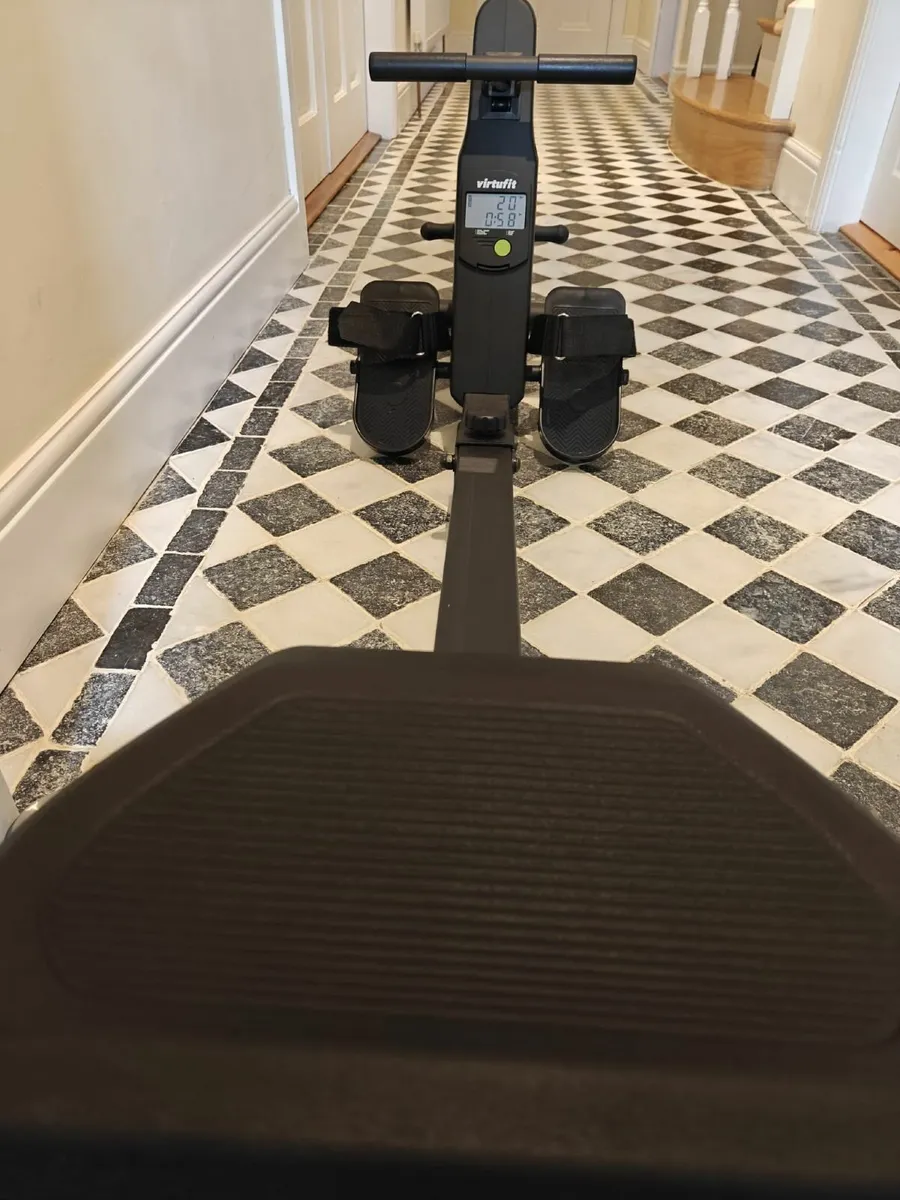 Virtufit Row 1.0 Rowing machine for sale. - Image 4