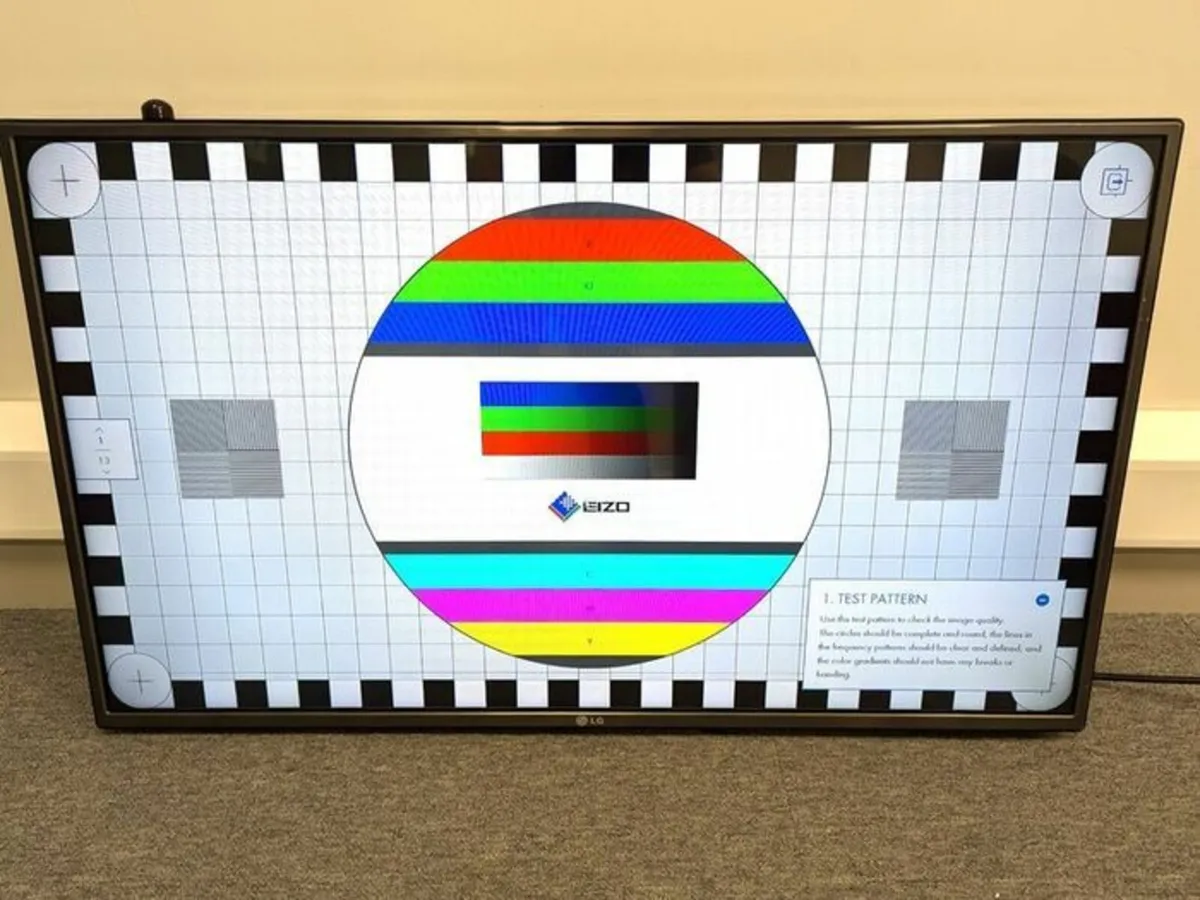 LG 42 inch PC Monitor / Digital Signage - Image 2