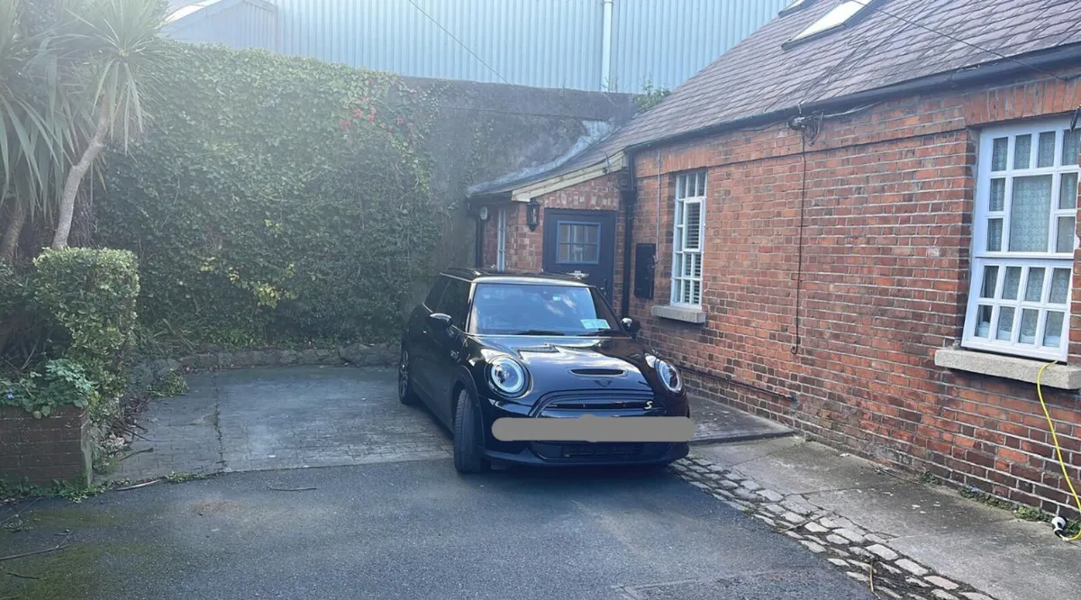 House To Rent - Image 3