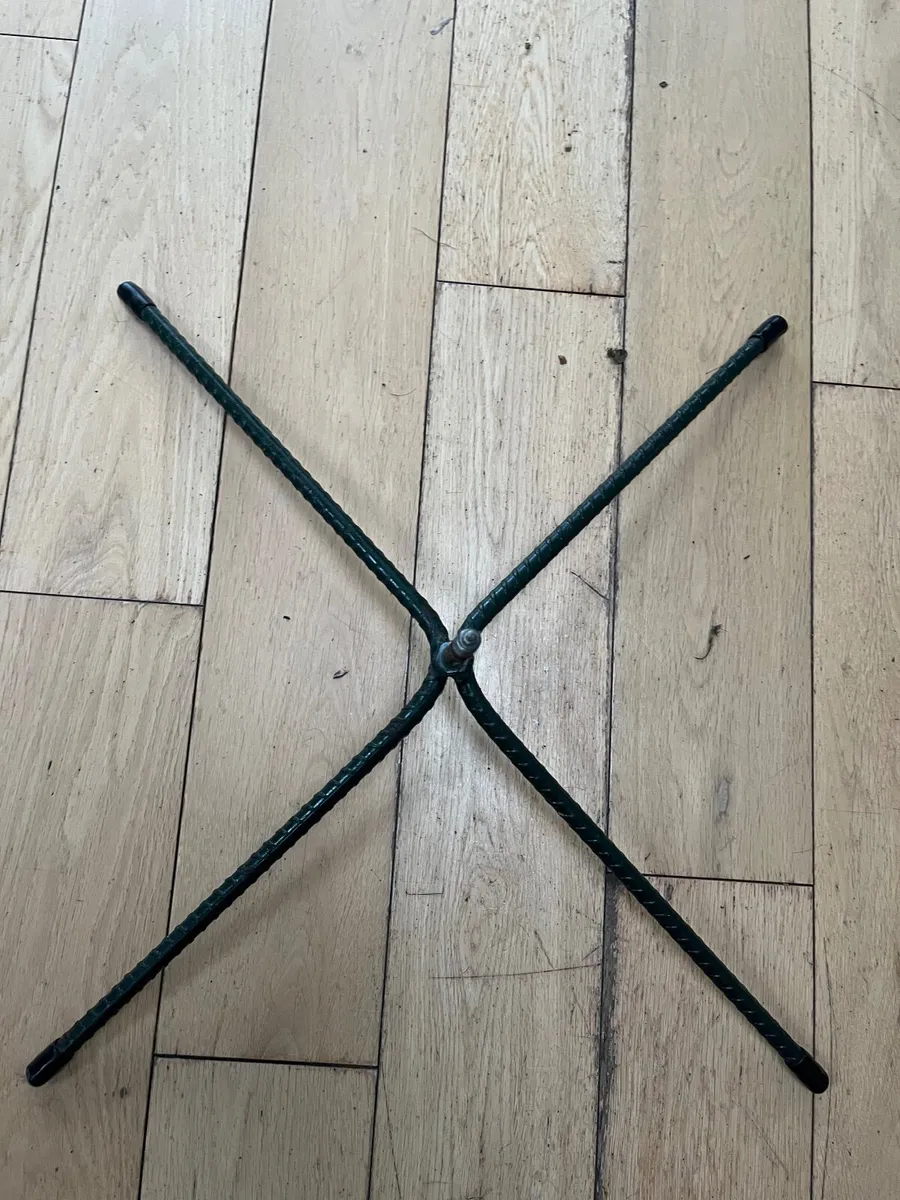 Green steel Christmas Tree Stand Perfect Condition - Image 3