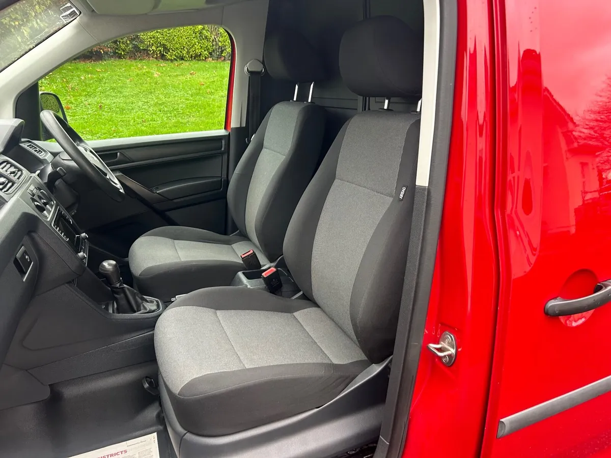 VOLKSWAGEN CADDY 1.6 TDI VERY LOW KMS  IMMACULATE - Image 2