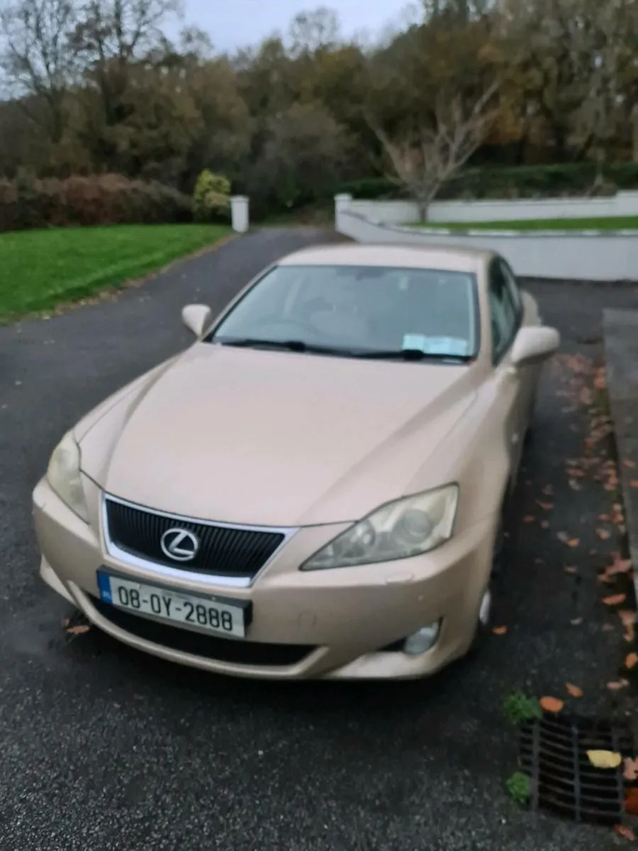 Lexus IS250 - Image 1