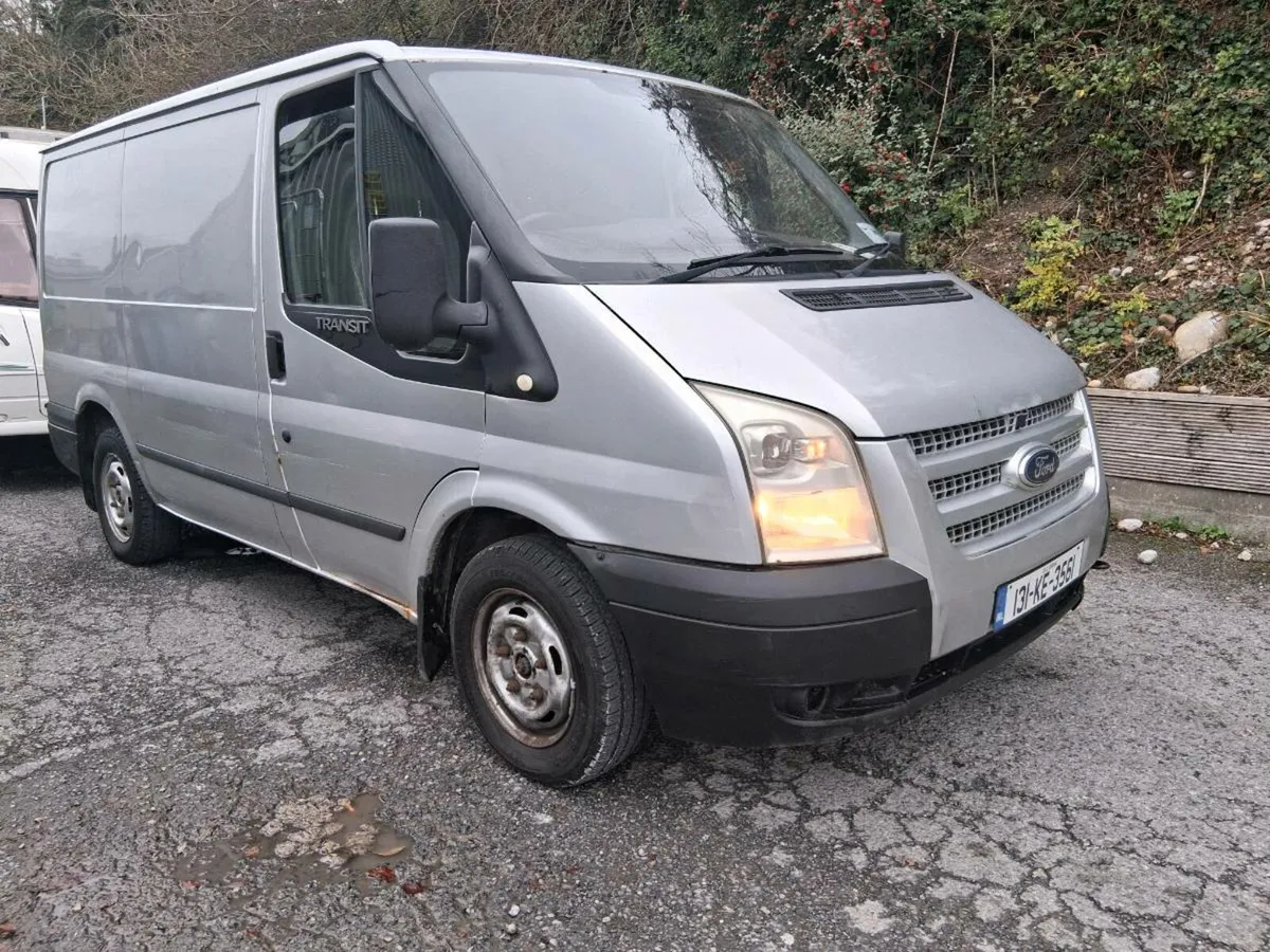 2013 ford transit - Image 2